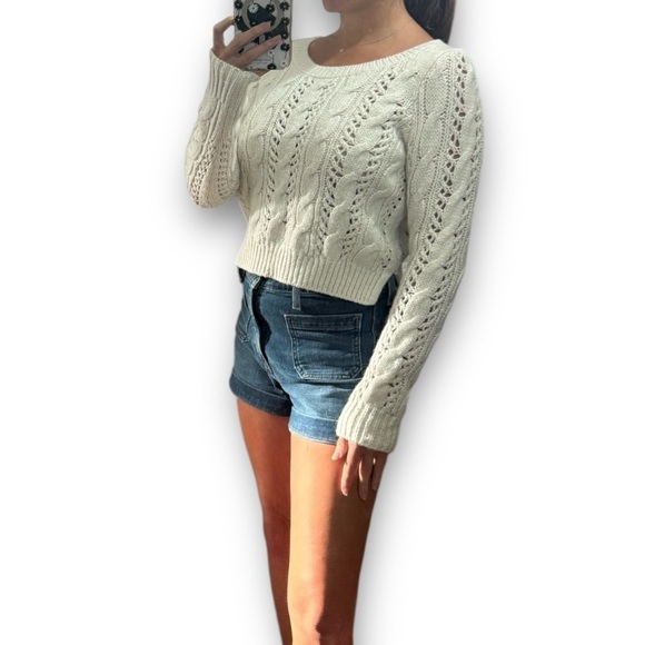 Hollister Cable Knit Sweater - Picture 1 of 7